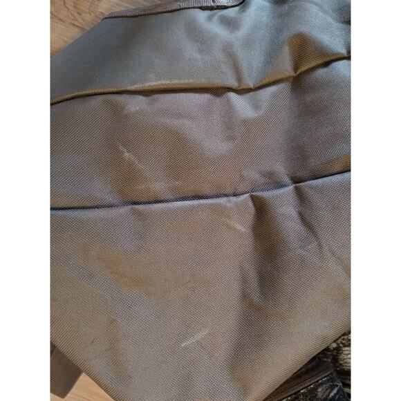 Red Head MASSIVE DELUXE Bass Duck Hunting Camo Duffle Bag Water Resistant 29"L - Picture 11 of 13